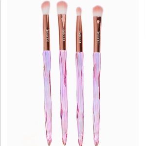 ELOISE BEAUTY Prism Luxury Eye Shadow Brush Set $22